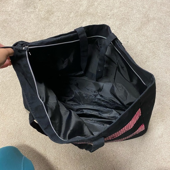Victoria Secret tote - Picture 4 of 4